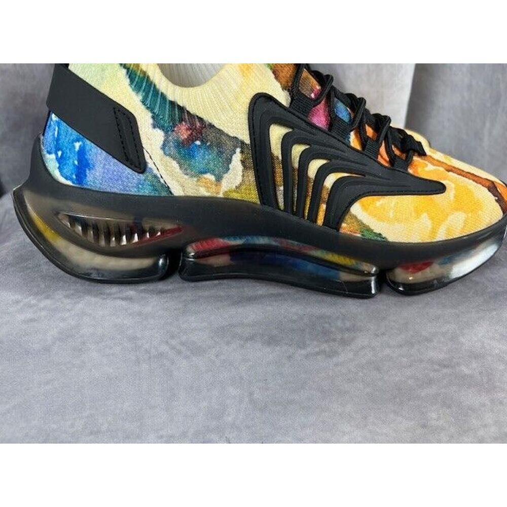 One-of-a-Kind Sneakers NEW! Men's Size US 9, Womens Size 11 - Picture 3 of 6